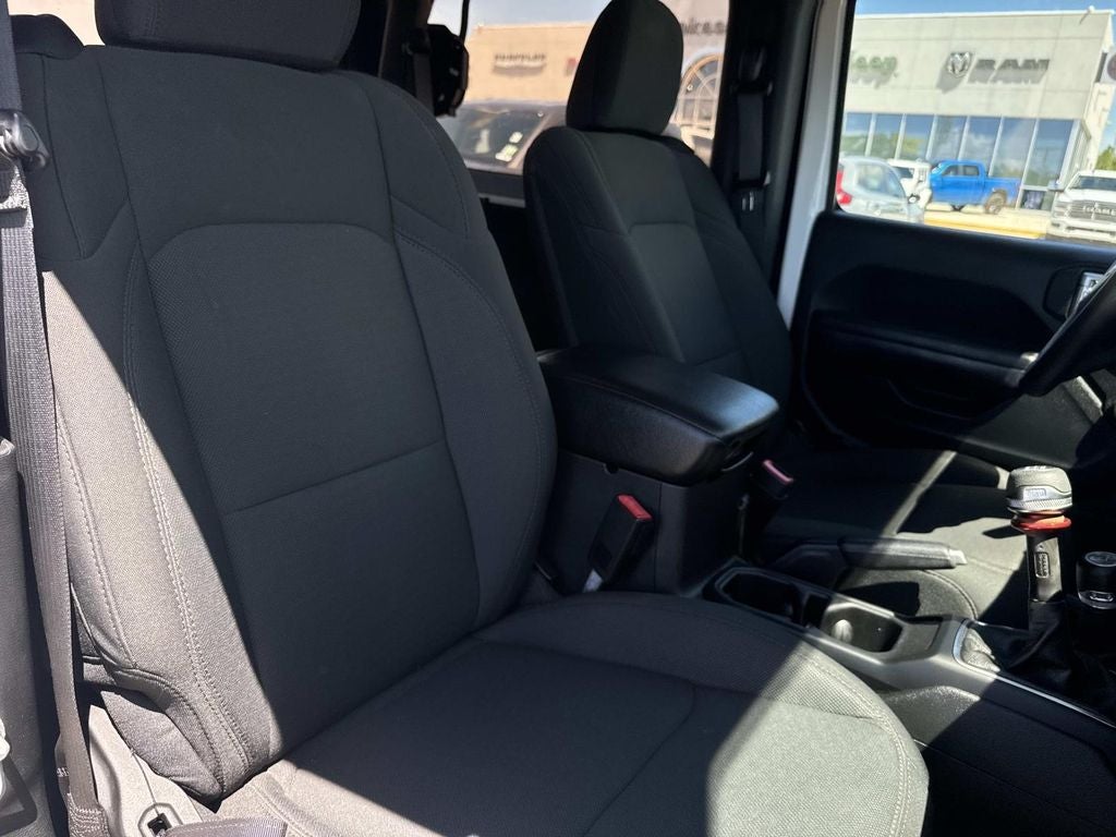 2021 Jeep Wrangler Sport