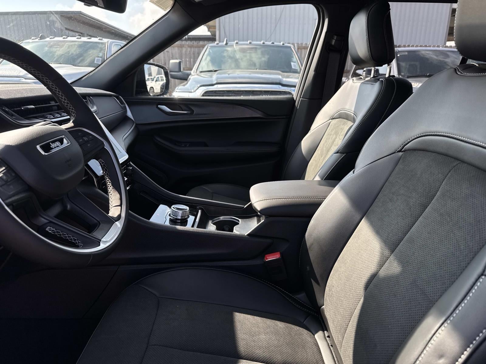 2025 Jeep Grand Cherokee GRAND CHEROKEE ALTITUDE X 4X2