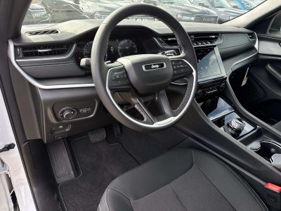 2025 Jeep Grand Cherokee GRAND CHEROKEE LAREDO X 4X2