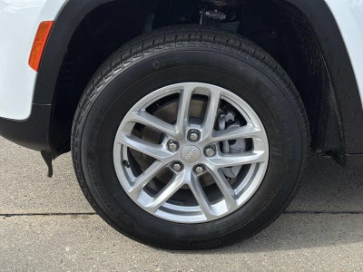 2025 Jeep Grand Cherokee GRAND CHEROKEE LAREDO X 4X2