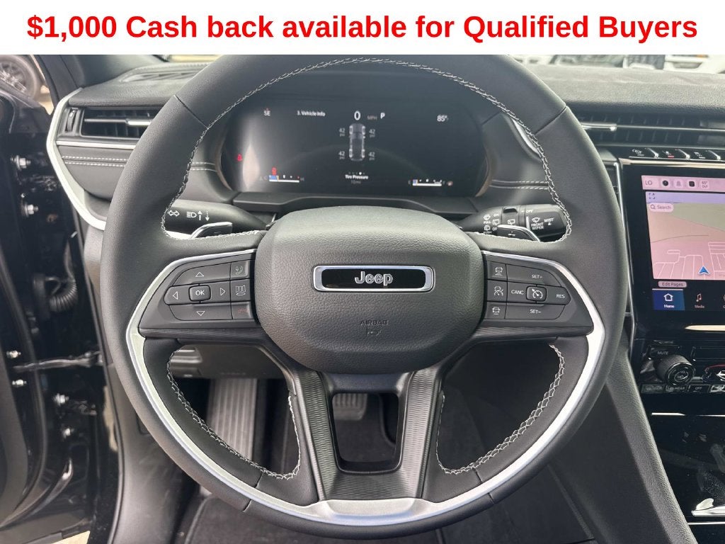 2027 Jeep Grand Cherokee Laredo