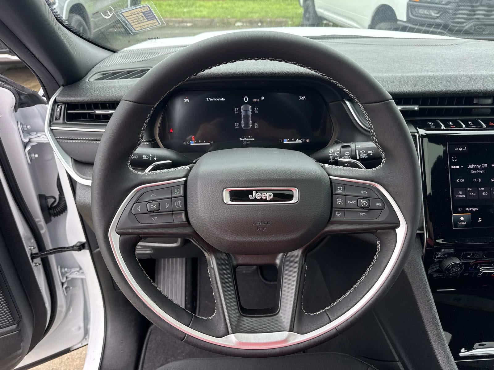 2026 Jeep Grand Cherokee GRAND CHEROKEE LAREDO X 4X2