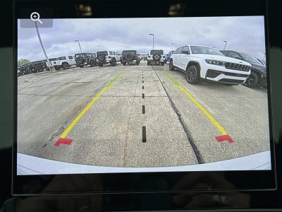 2026 Jeep Grand Cherokee GRAND CHEROKEE LAREDO X 4X2