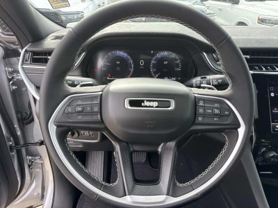 2025 Jeep Grand Cherokee GRAND CHEROKEE LAREDO X 4X2