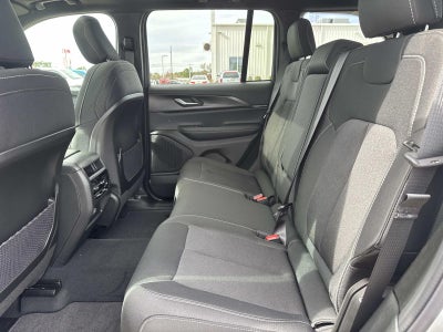 2025 Jeep Grand Cherokee GRAND CHEROKEE LAREDO X 4X2