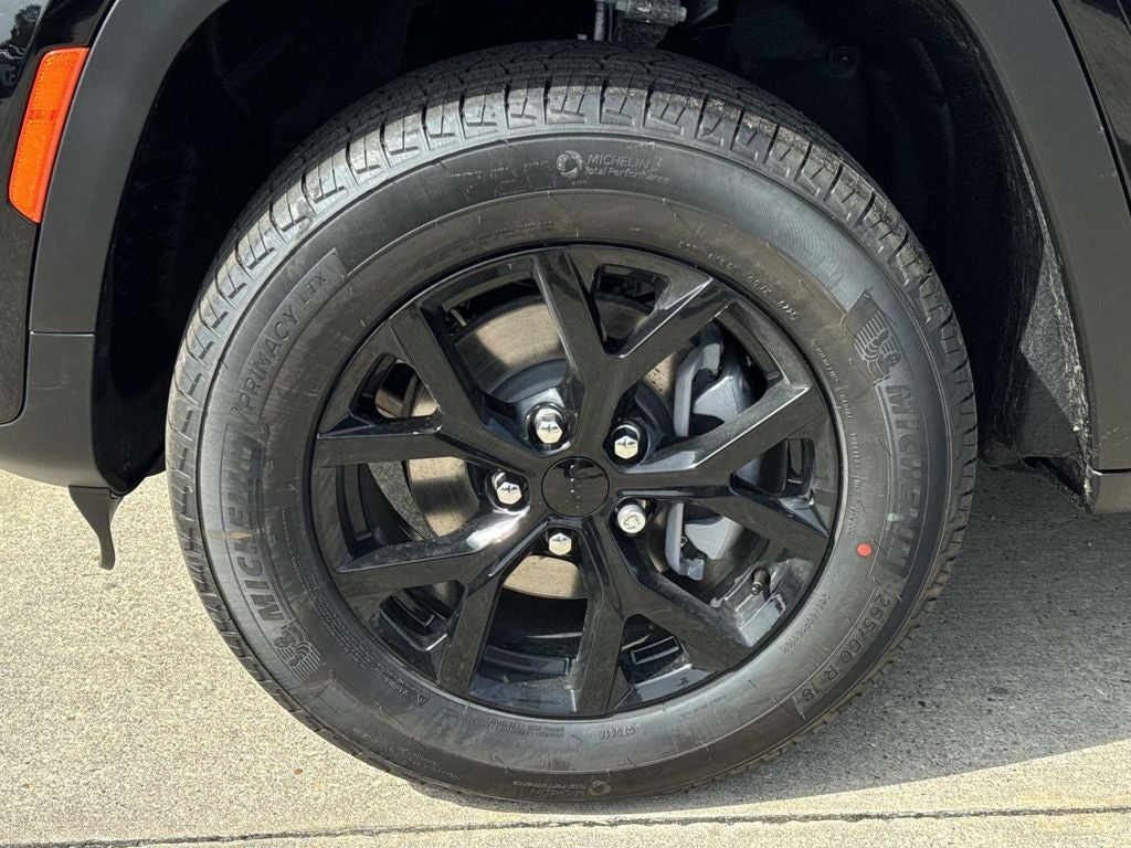 2026 Jeep Grand Cherokee GRAND CHEROKEE LAREDO ALTITUDE 4X2