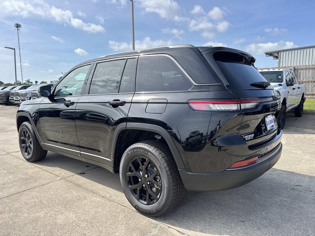 2026 Jeep Grand Cherokee GRAND CHEROKEE LAREDO ALTITUDE 4X2