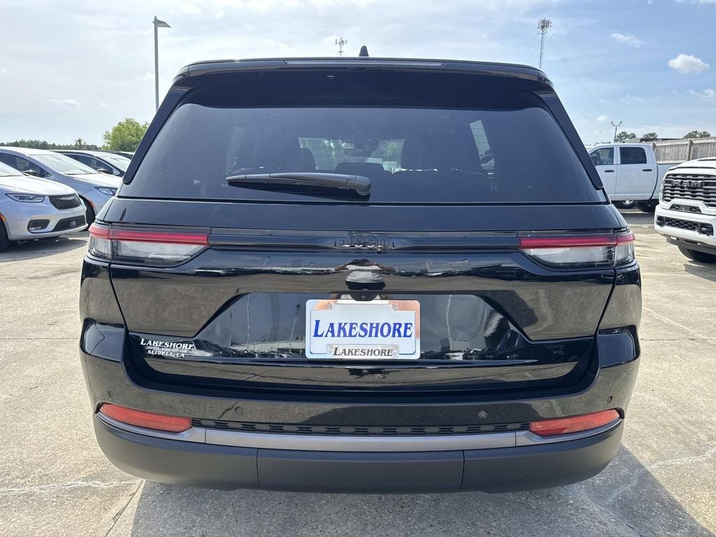 2026 Jeep Grand Cherokee GRAND CHEROKEE LAREDO ALTITUDE 4X2