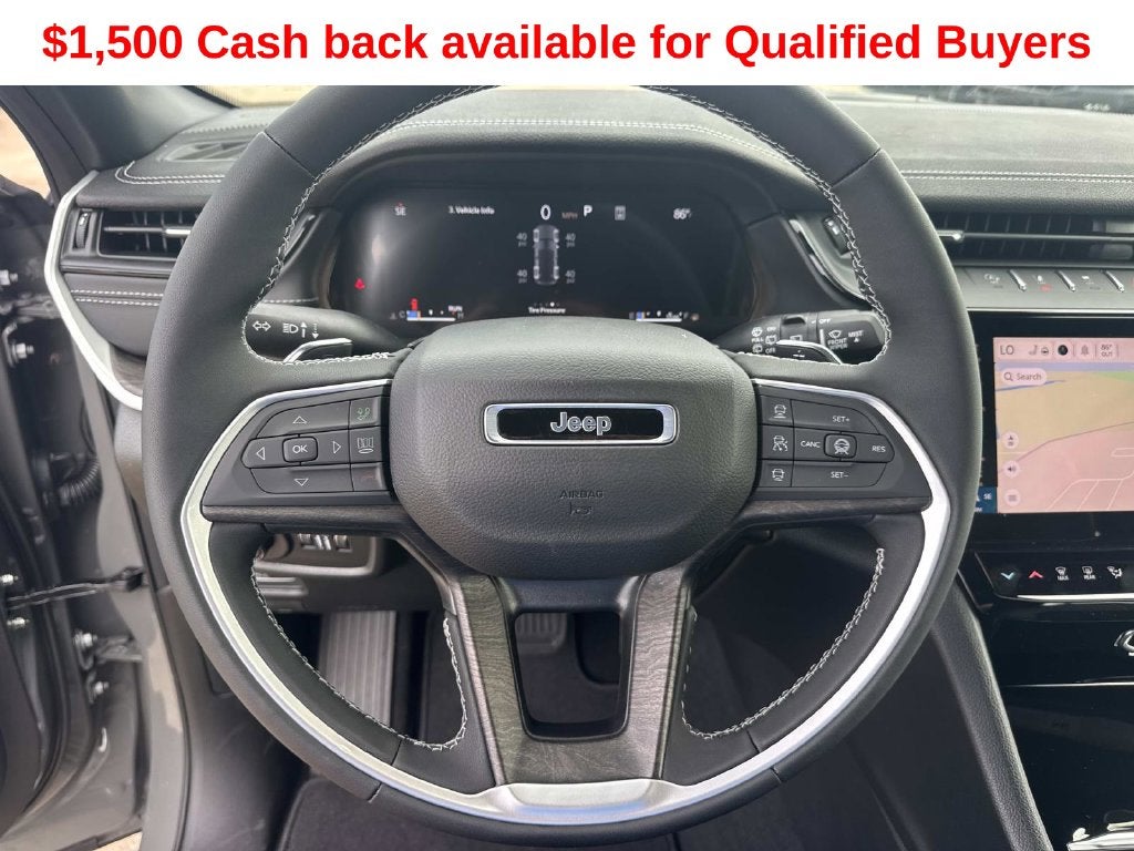 2027 Jeep Grand Cherokee Laredo Altitude
