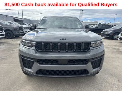 2027 Jeep Grand Cherokee Laredo Altitude