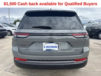 2027 Jeep Grand Cherokee Laredo Altitude