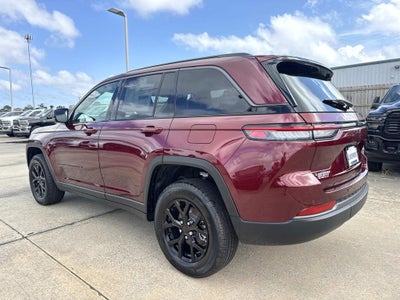 2026 Jeep Grand Cherokee GRAND CHEROKEE LAREDO ALTITUDE 4X2