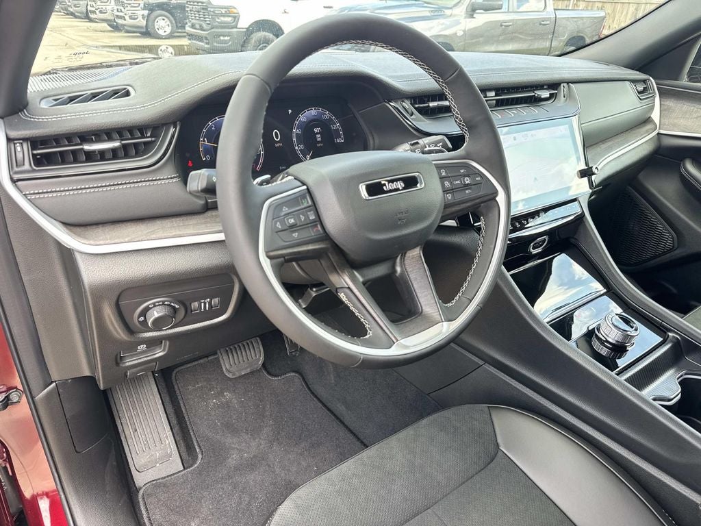 2026 Jeep Grand Cherokee GRAND CHEROKEE LAREDO ALTITUDE 4X2