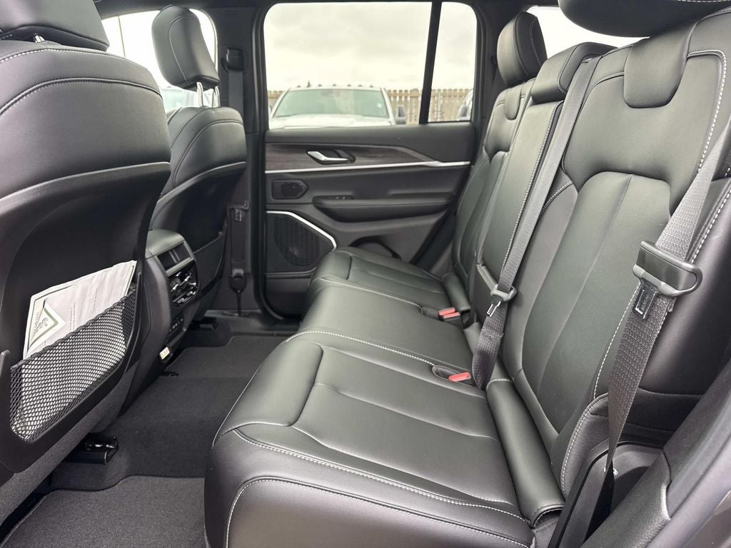 2026 Jeep Grand Cherokee GRAND CHEROKEE LIMITED 4X2