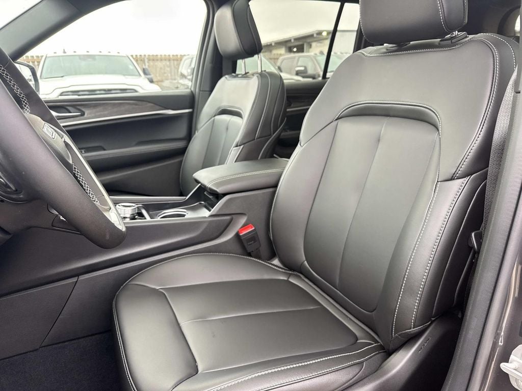 2026 Jeep Grand Cherokee GRAND CHEROKEE LIMITED 4X2