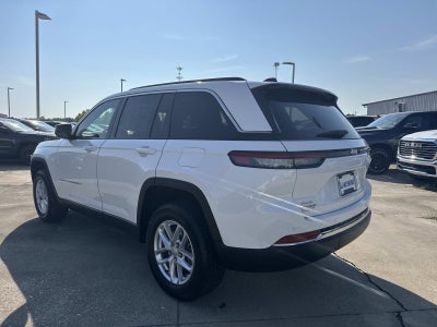 2025 Jeep Grand Cherokee GRAND CHEROKEE LAREDO X 4X4