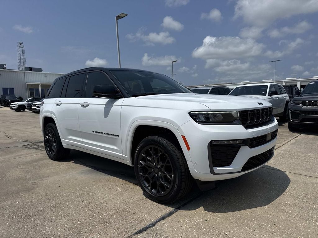 2026 Jeep Grand Cherokee GRAND CHEROKEE SUMMIT 4X4