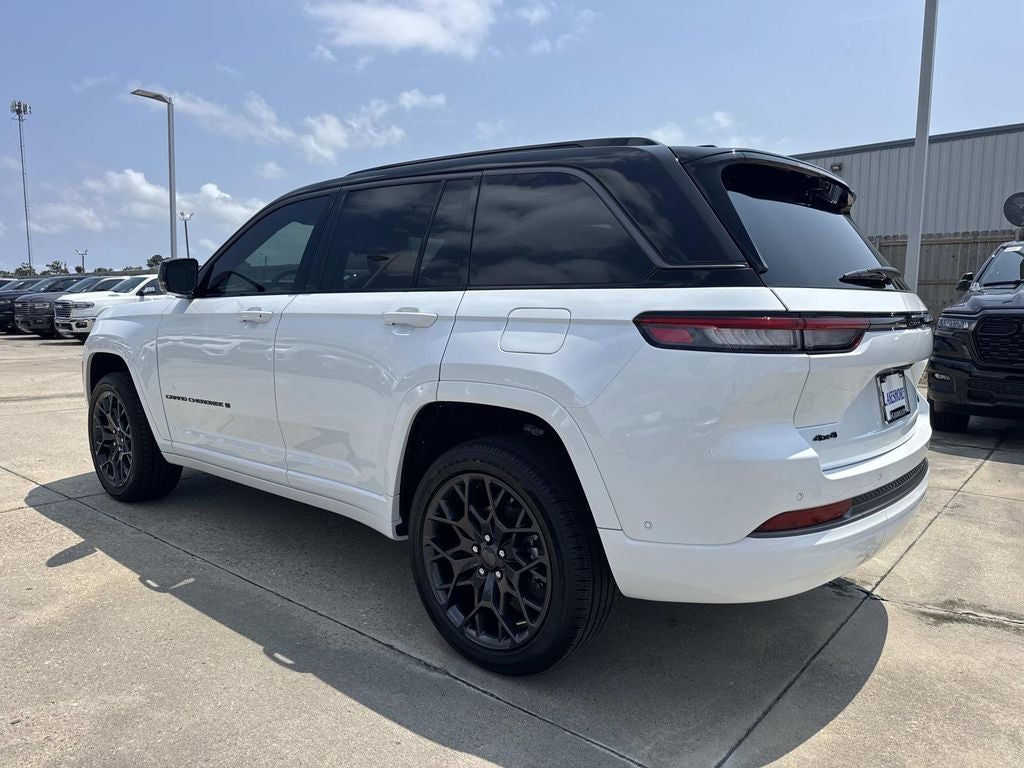 2026 Jeep Grand Cherokee GRAND CHEROKEE SUMMIT 4X4