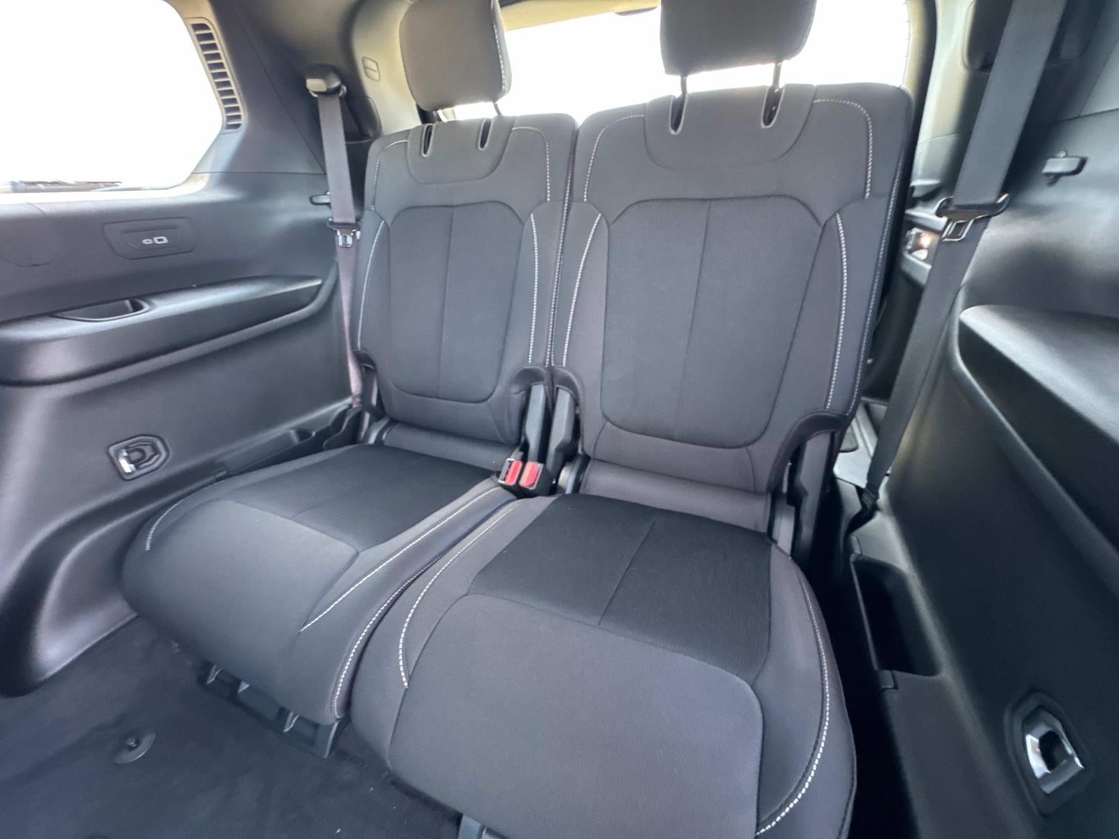 2025 Jeep Grand Cherokee GRAND CHEROKEE L LAREDO X 4X2