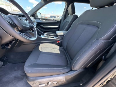 2025 Jeep Grand Cherokee GRAND CHEROKEE L LAREDO X 4X2