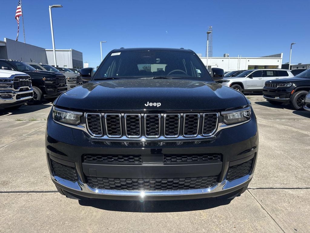 2026 Jeep Grand Cherokee GRAND CHEROKEE L LAREDO 4X2