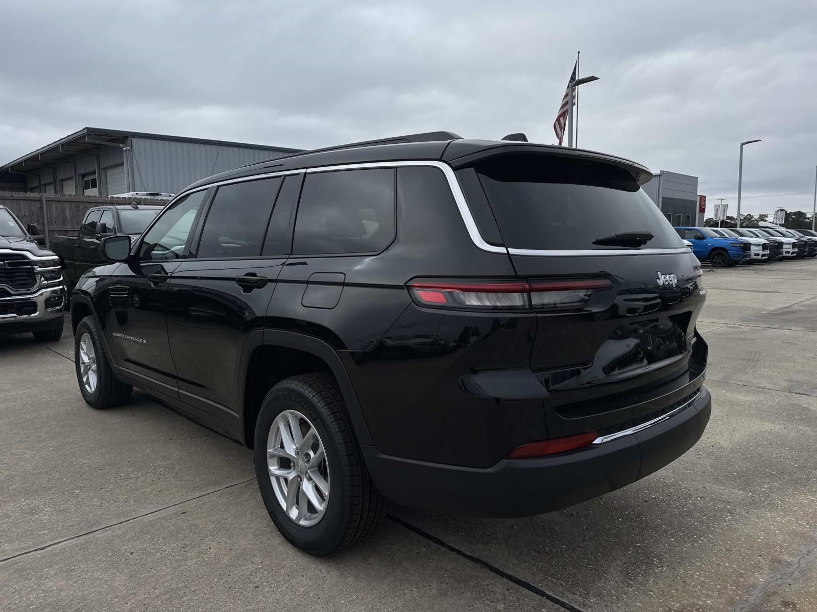 2025 Jeep Grand Cherokee GRAND CHEROKEE L LAREDO X 4X2