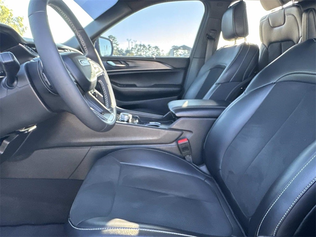 2025 Jeep Grand Cherokee L Altitude X 4x2