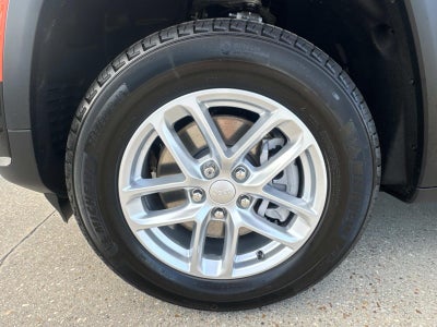 2025 Jeep Grand Cherokee GRAND CHEROKEE L LAREDO X 4X2