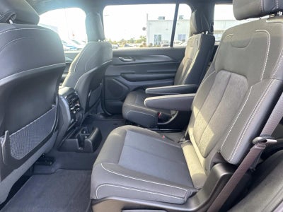 2025 Jeep Grand Cherokee GRAND CHEROKEE L LAREDO X 4X2