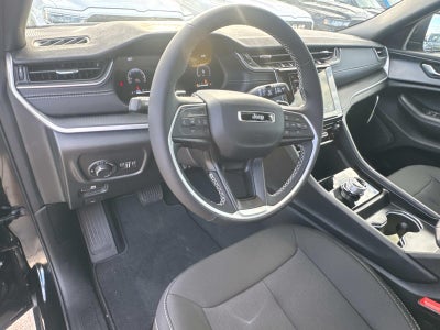 2025 Jeep Grand Cherokee GRAND CHEROKEE L LAREDO X 4X2