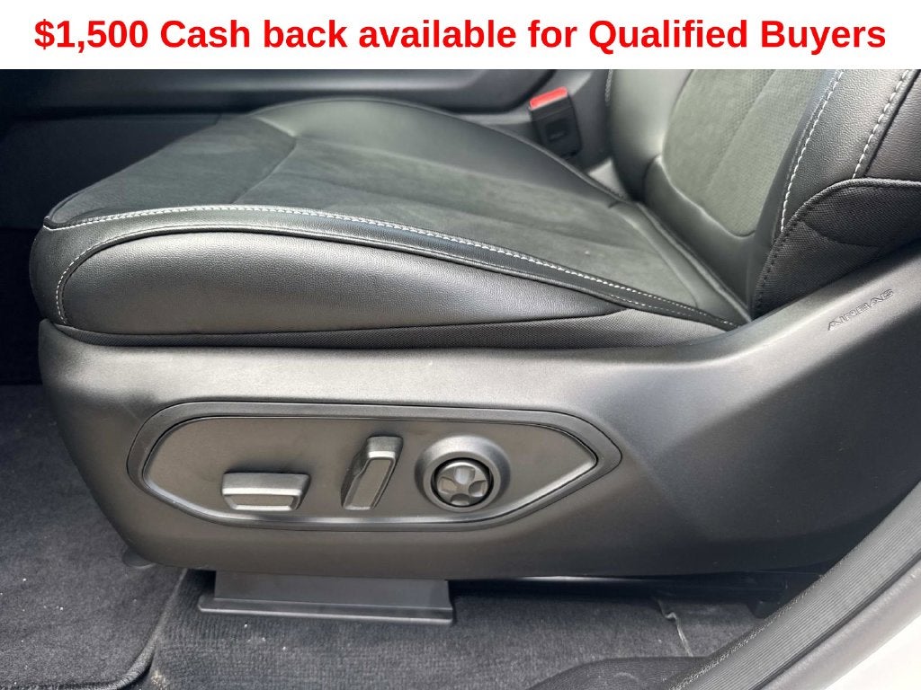 2027 Jeep Grand Cherokee L Laredo Altitude