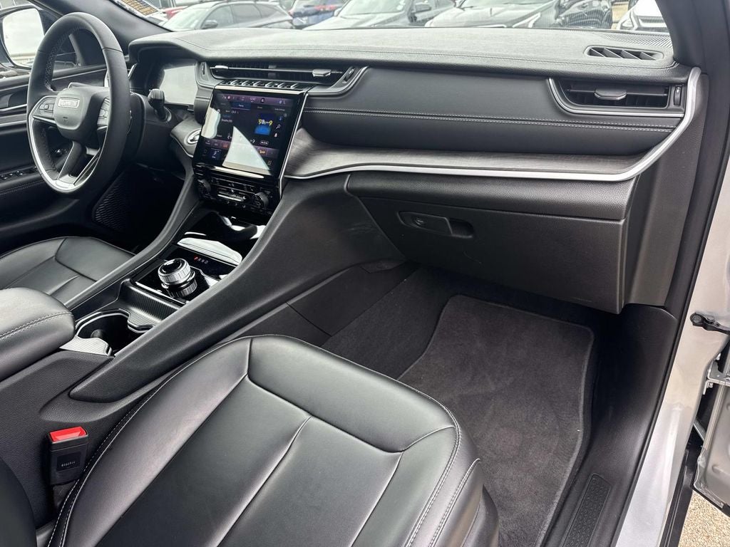 2025 Jeep Grand Cherokee L Limited 4x2