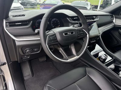 2025 Jeep Grand Cherokee L Limited 4x2
