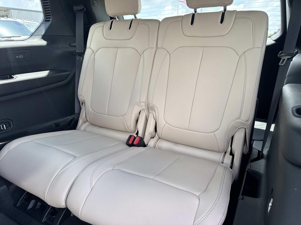 2026 Jeep Grand Cherokee GRAND CHEROKEE L LIMITED 4X2