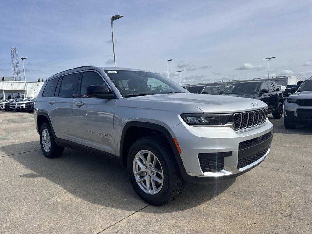 2026 Jeep Grand Cherokee GRAND CHEROKEE L LAREDO X 4X4