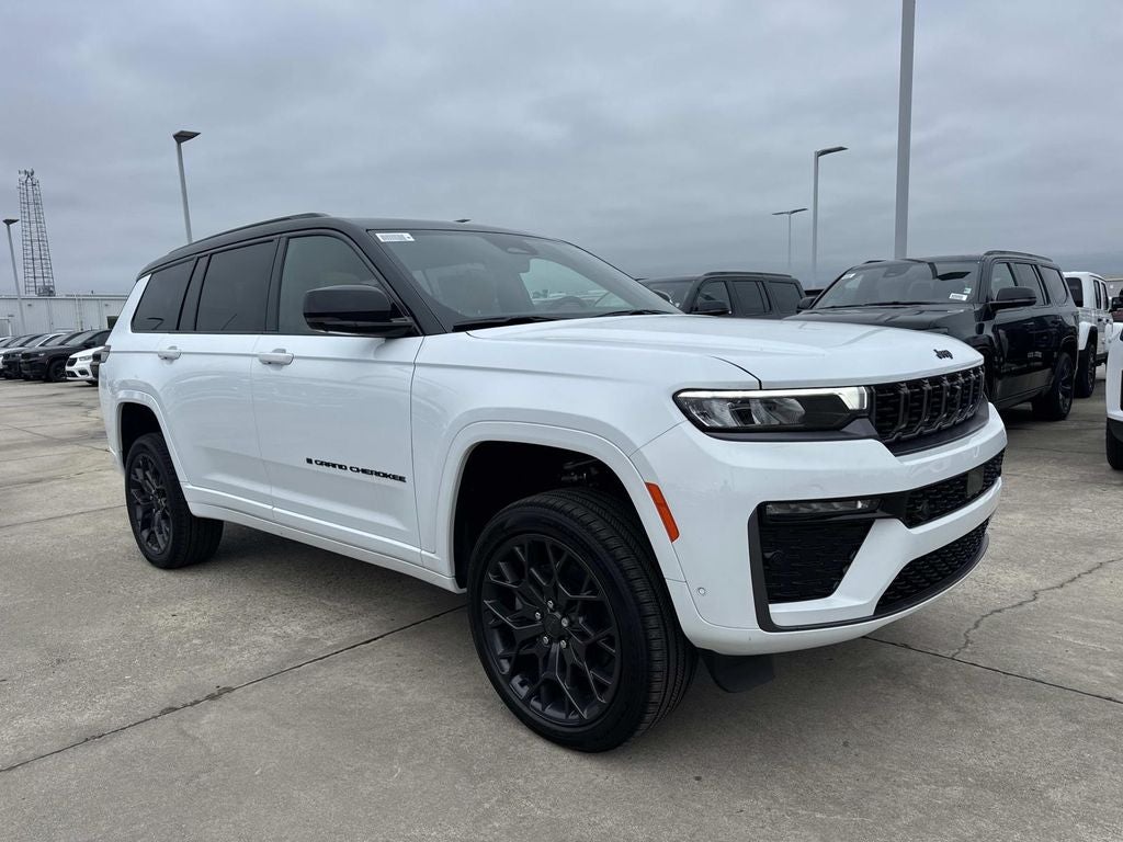 2026 Jeep Grand Cherokee GRAND CHEROKEE L SUMMIT 4X4
