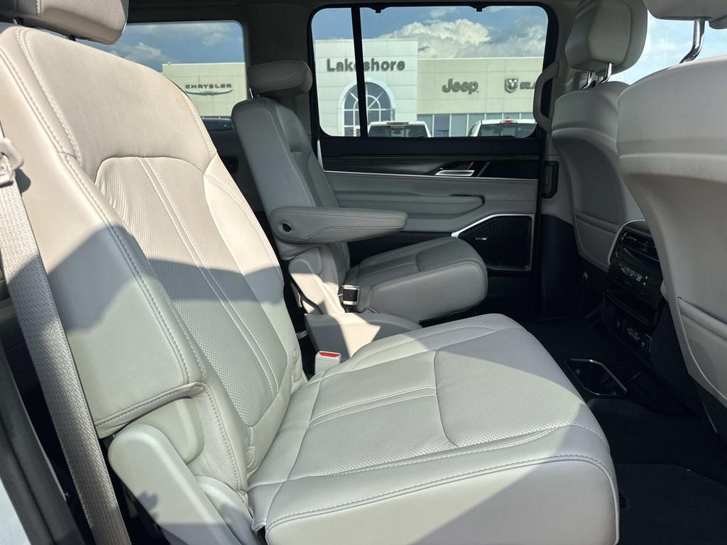 2023 Jeep Wagoneer Series II