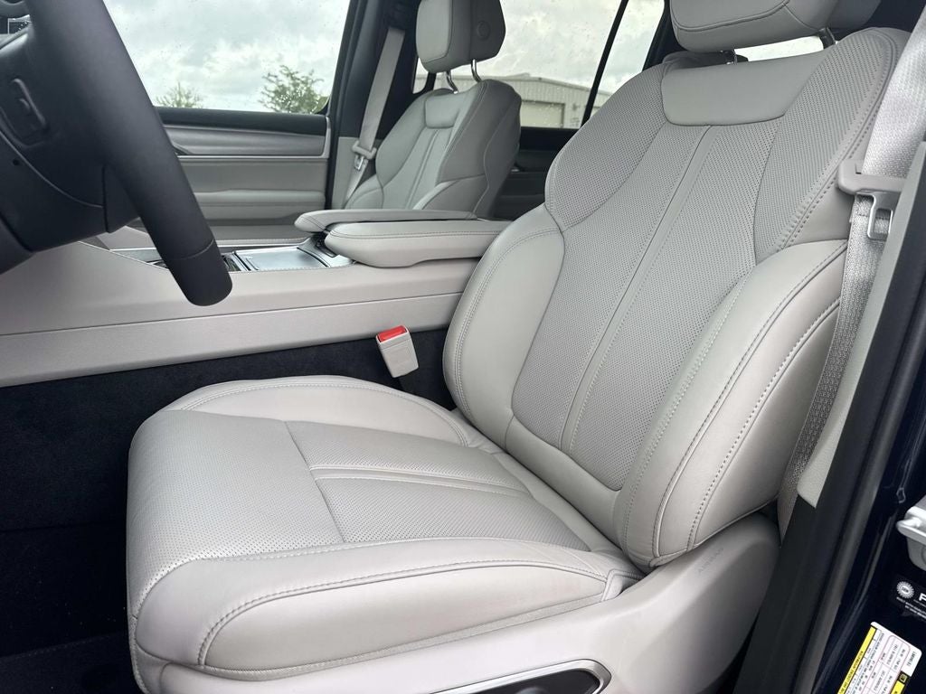 2026 Jeep Grand Wagoneer GRAND WAGONEER LIMITED ALTITUDE 4X4