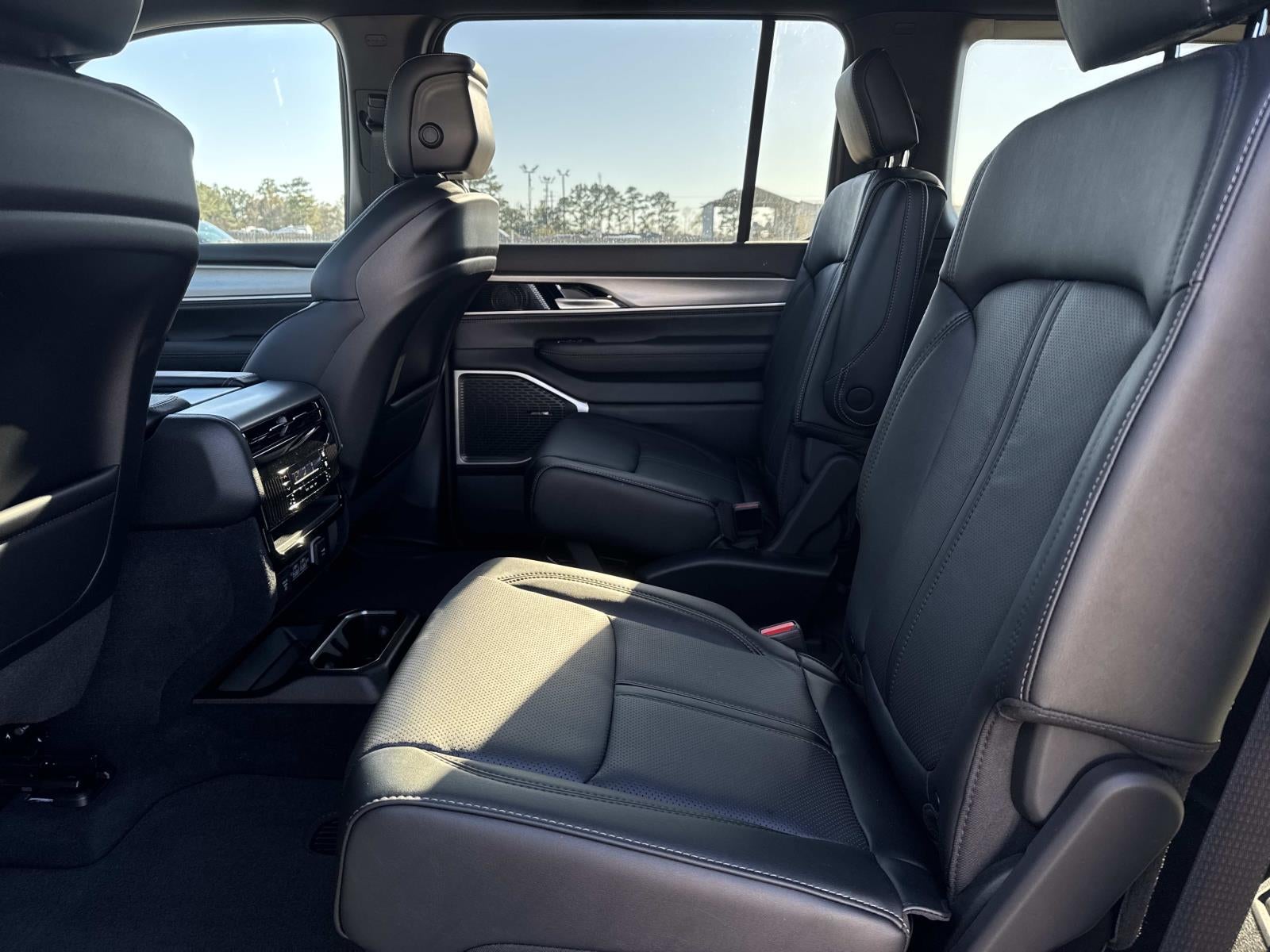 2026 Jeep Grand Wagoneer GRAND WAGONEER LIMITED ALTITUDE 4X4