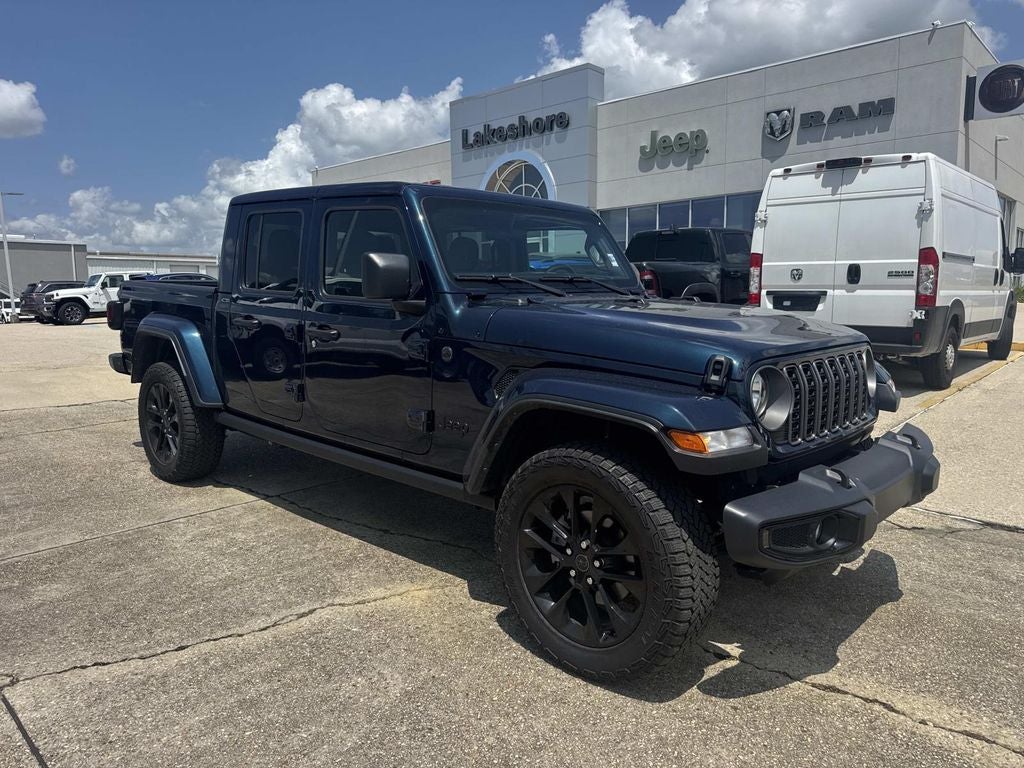 2025 Jeep Gladiator Nighthawk Auto's photo