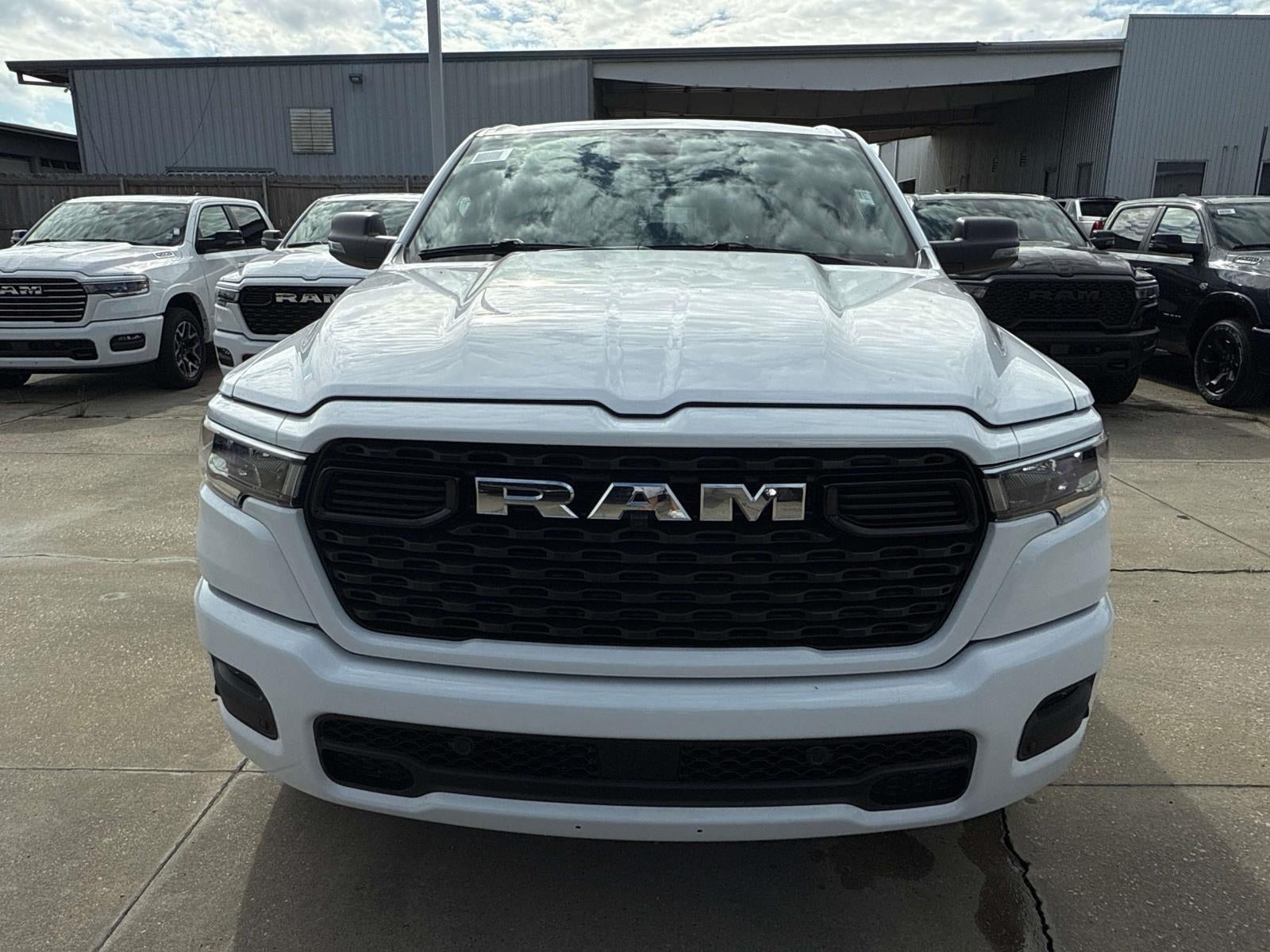 2026 RAM Ram 1500 RAM 1500 BIG HORN CREW CAB 4X2 5'7' BOX