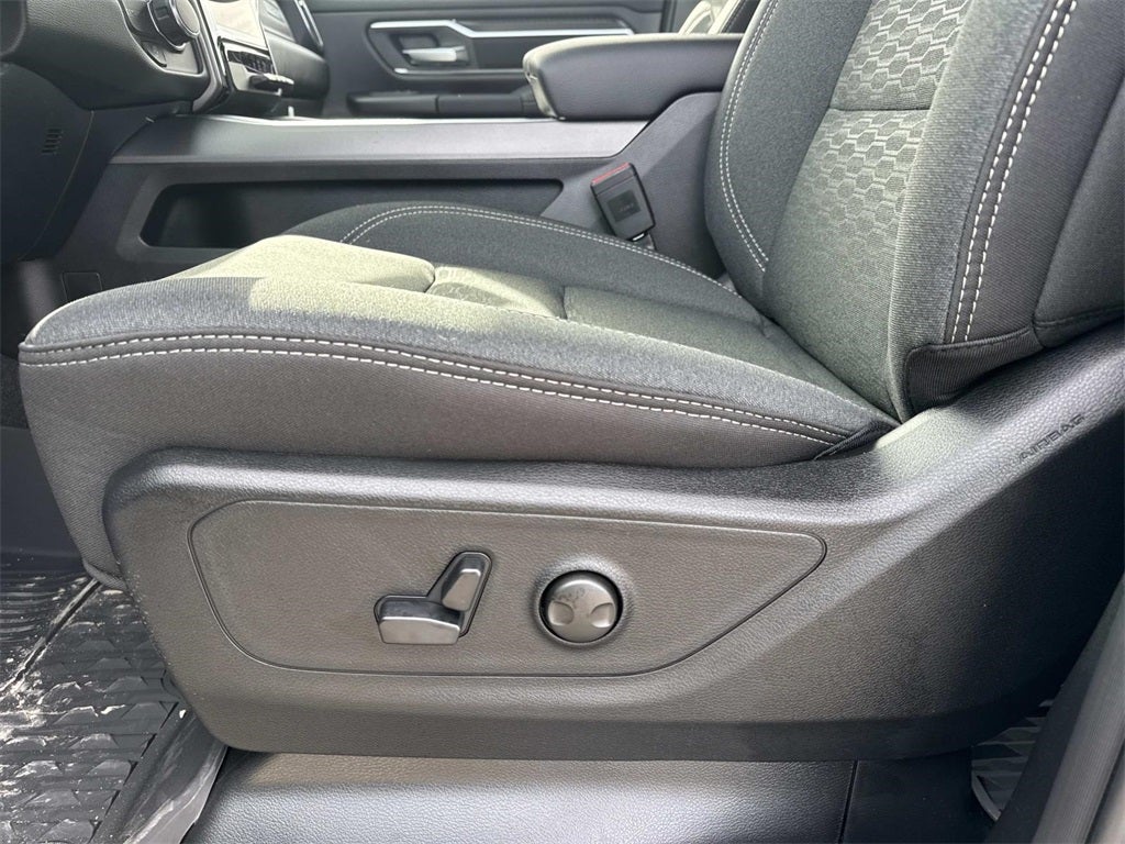 2026 RAM Ram 1500 RAM 1500 BIG HORN CREW CAB 4X2 5'7' BOX