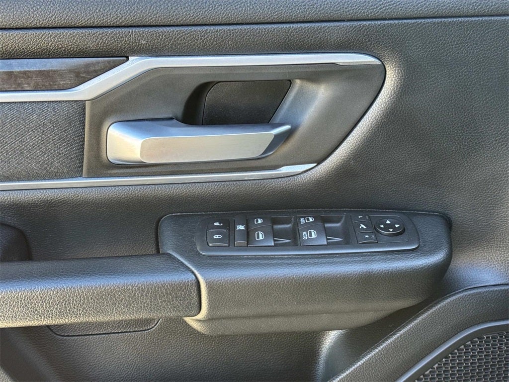 2021 RAM 1500 Big Horn Crew Cab 4x2 5'7' Box