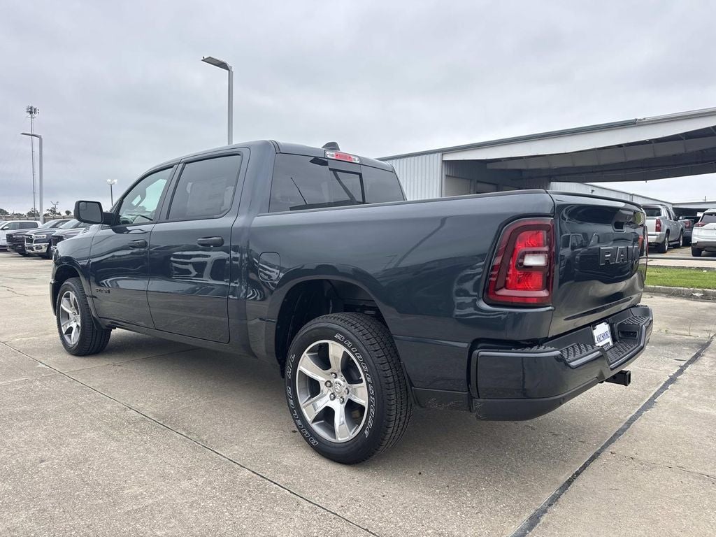 2026 RAM Ram 1500 RAM 1500 EXPRESS CREW CAB 4X2 5'7' BOX