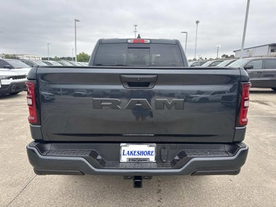 2026 RAM Ram 1500 RAM 1500 EXPRESS CREW CAB 4X2 5'7' BOX