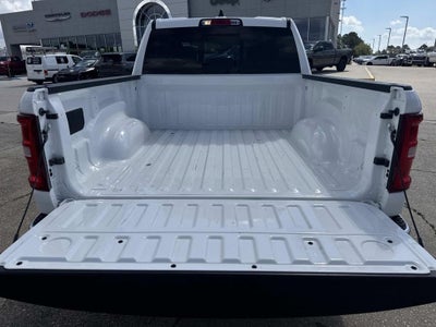 2025 RAM 1500 Big Horn Crew Cab 4x4 5'7' Box
