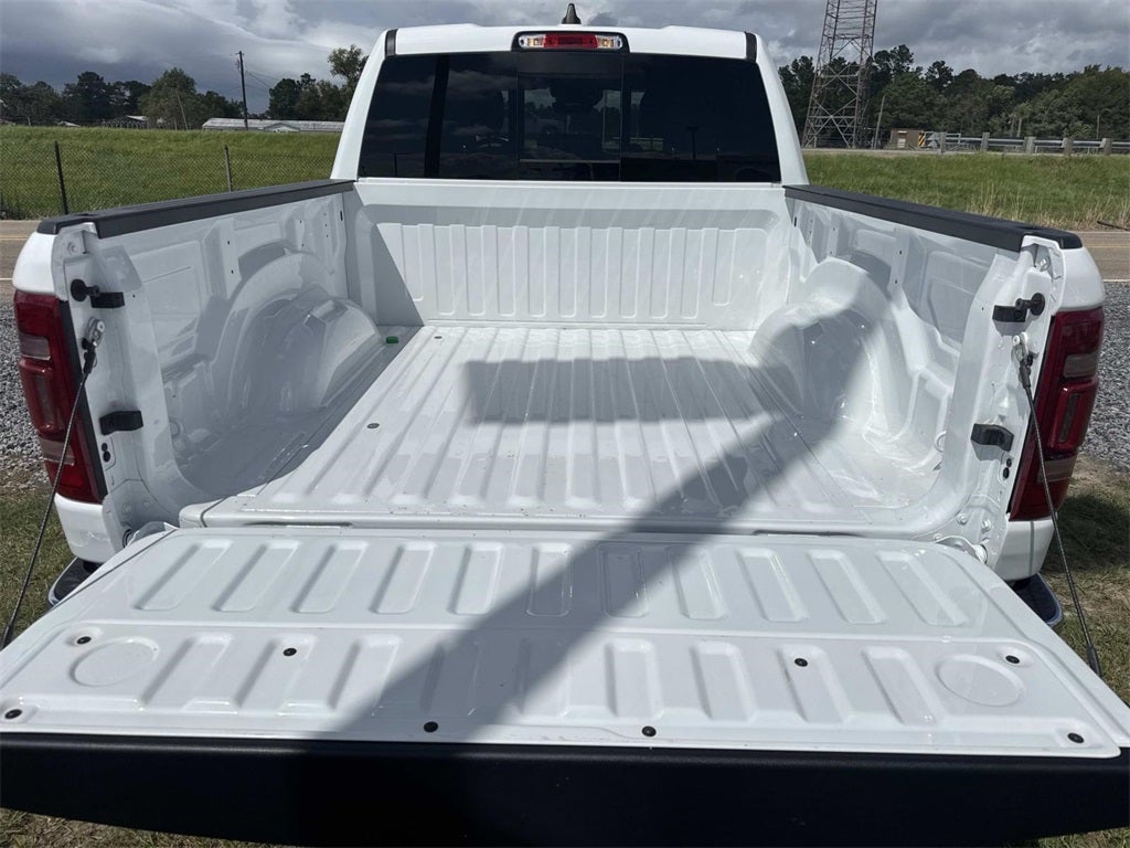 2024 RAM 1500 Limited Crew Cab 4x4 5'7' Box