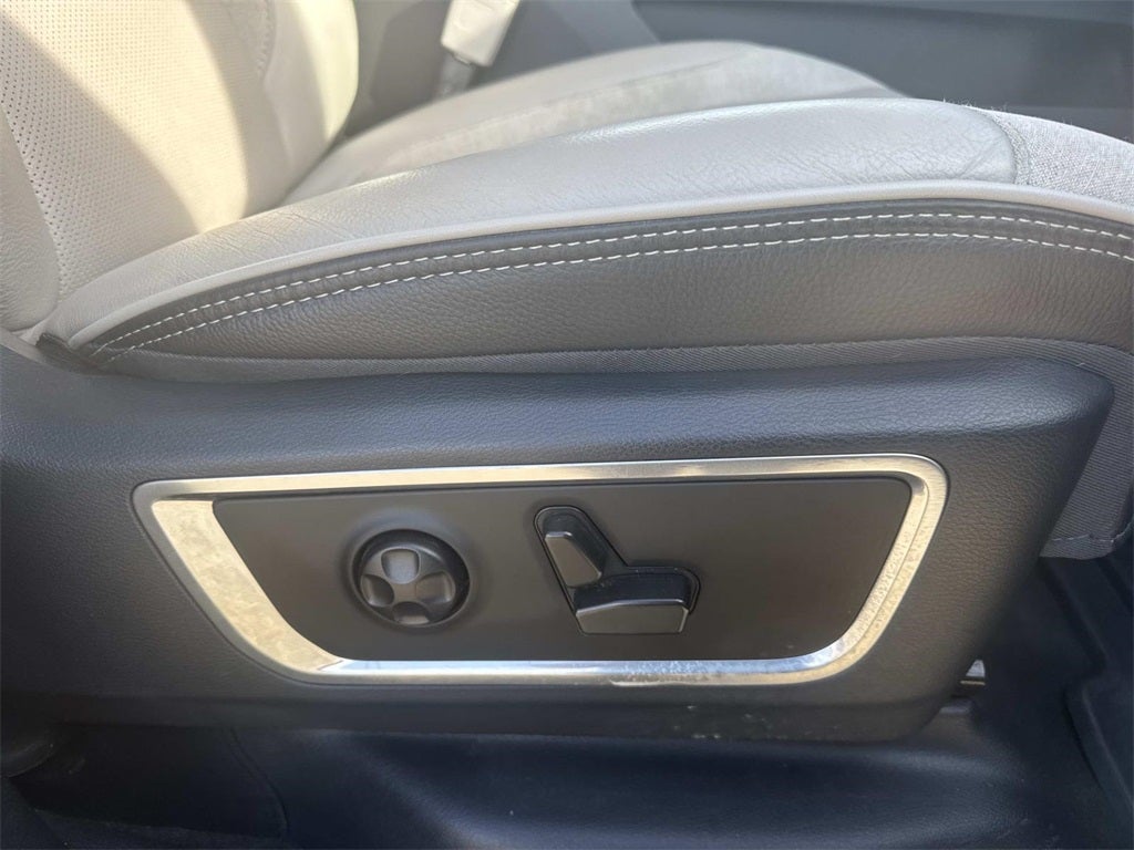 2022 RAM 1500 Limited Crew Cab 4x4 5'7' Box