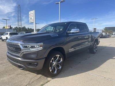 2022 RAM 1500 Limited Crew Cab 4x4 5'7' Box
