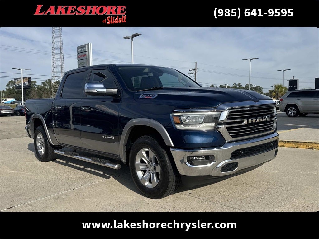 2020 RAM 1500 Laramie Crew Cab 4x4 5'7' Box